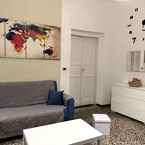  Appartamento Ridi Che Ti Passa In Vico Del Fieno Italia